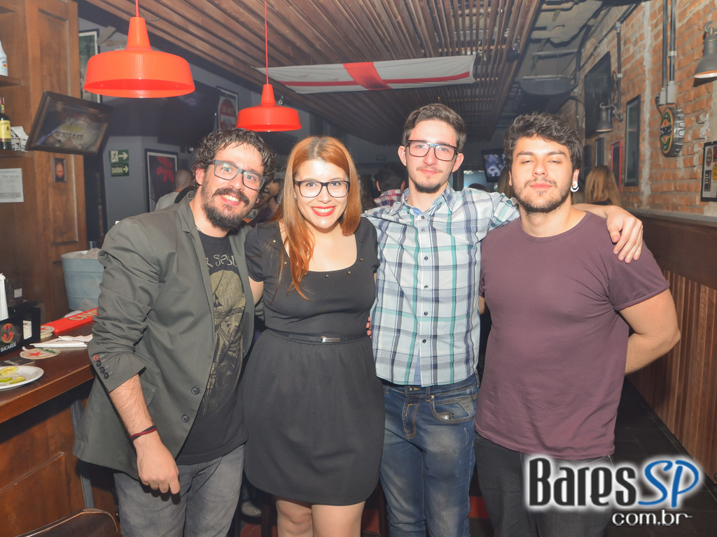 St Georges Pub recebeu os agitos da Banda Overman que animou a sexta St Georges Pub recebeu os agitos da Banda Overman que animou a sexta