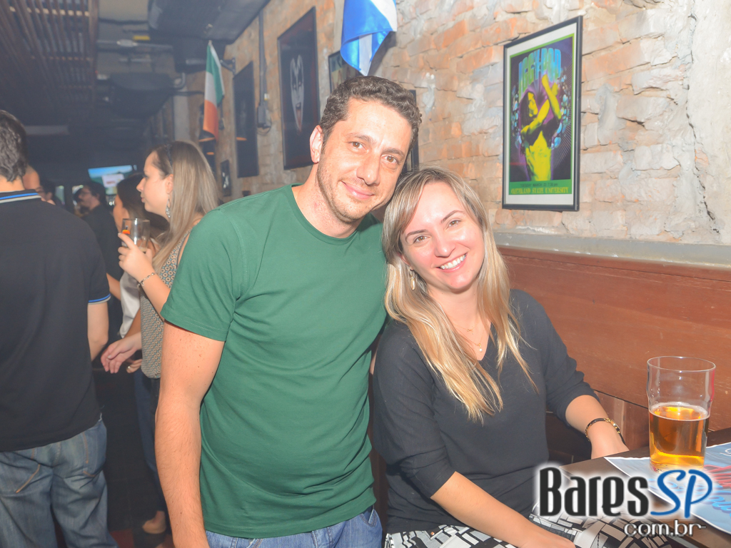 St Georges Pub recebeu os agitos da Banda Overman que animou a sexta St Georges Pub recebeu os agitos da Banda Overman que animou a sexta