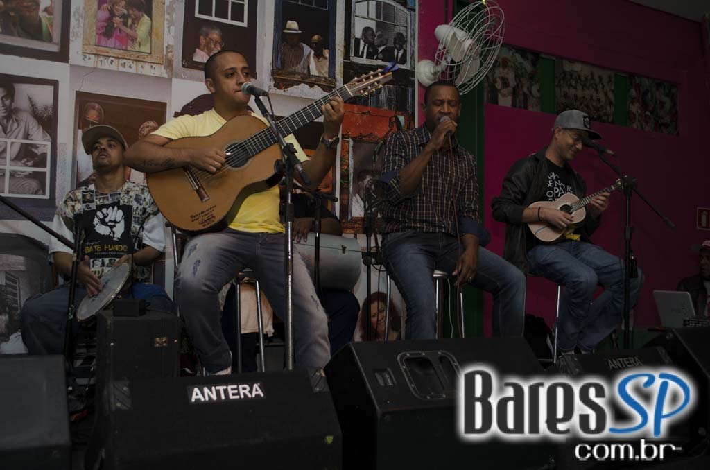 Bar Mangueira realizou sua reinauguração com show do Grupo Os Prettos e convidados Bar Mangueira realizou sua reinauguração com show do Grupo Os Prettos e convidados