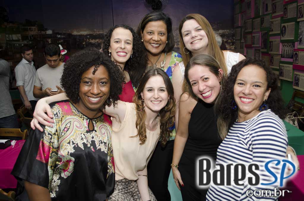 Bar Mangueira realizou sua reinauguração com show do Grupo Os Prettos e convidados Bar Mangueira realizou sua reinauguração com show do Grupo Os Prettos e convidados