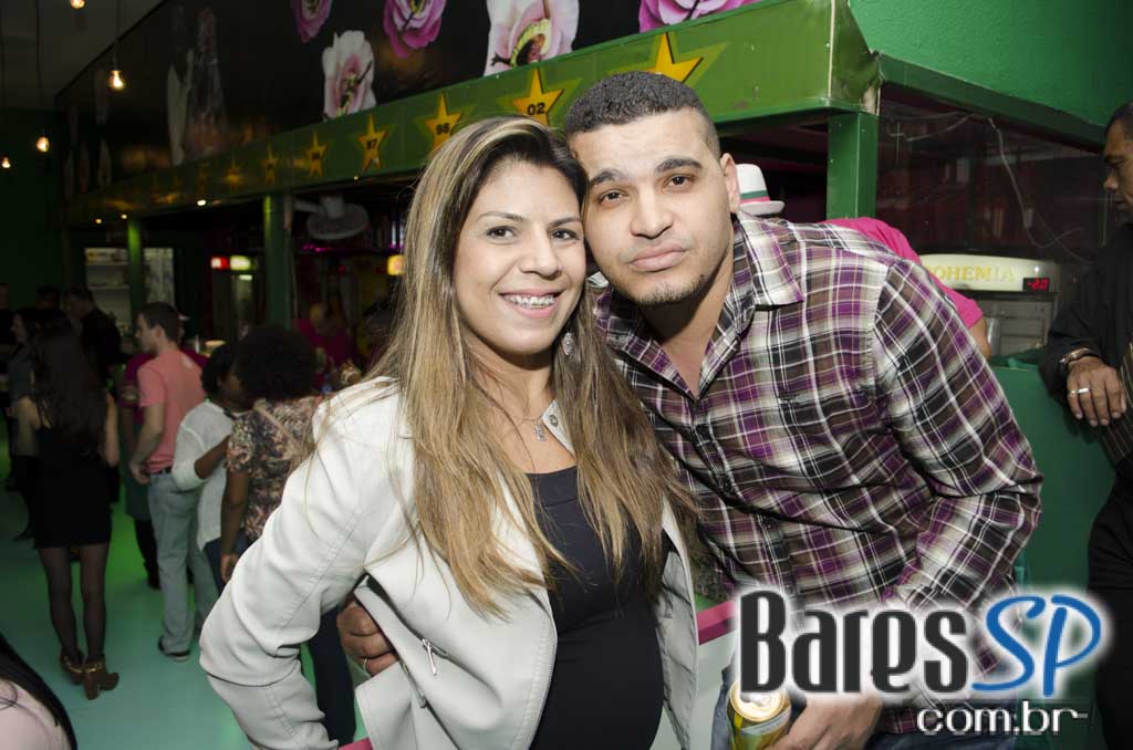 Bar Mangueira realizou sua reinauguração com show do Grupo Os Prettos e convidados Bar Mangueira realizou sua reinauguração com show do Grupo Os Prettos e convidados