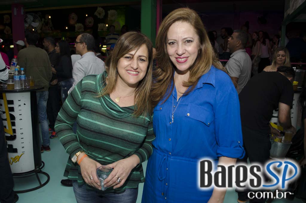 Bar Mangueira realizou sua reinauguração com show do Grupo Os Prettos e convidados Bar Mangueira realizou sua reinauguração com show do Grupo Os Prettos e convidados