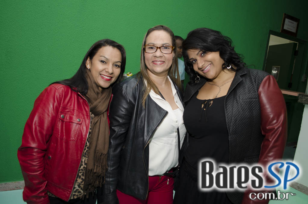 Bar Mangueira realizou sua reinauguração com show do Grupo Os Prettos e convidados Bar Mangueira realizou sua reinauguração com show do Grupo Os Prettos e convidados