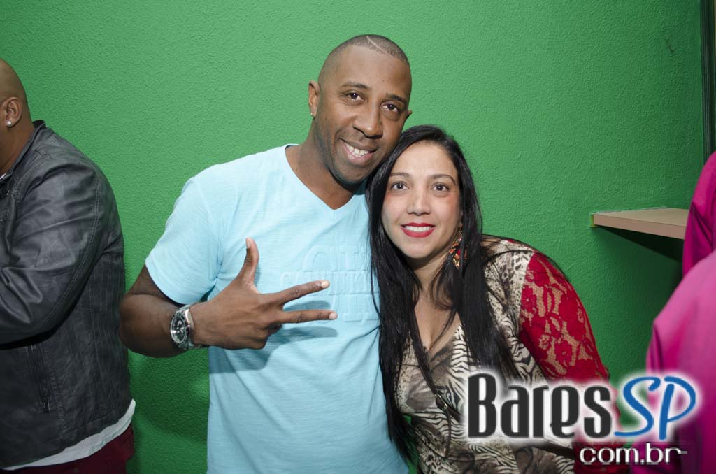 Bar Mangueira realizou sua reinauguração com show do Grupo Os Prettos e convidados Bar Mangueira realizou sua reinauguração com show do Grupo Os Prettos e convidados