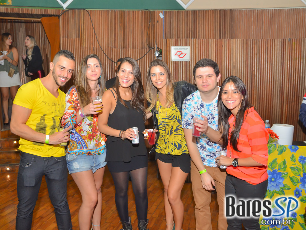 Cine Joia promoveu a festa Eu Vou Chamar o Síndico - Edição de aniversário 1 ano Cine Joia promoveu a festa Eu Vou Chamar o Síndico - Edição de aniversário 1 ano