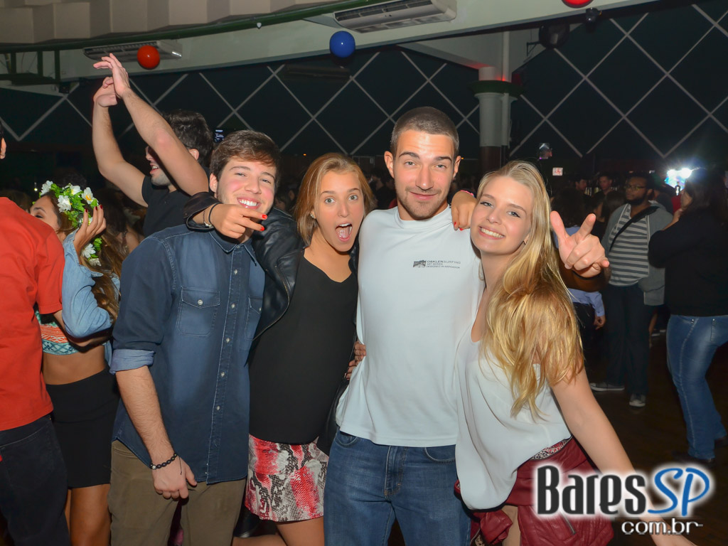 Cine Joia promoveu a festa Eu Vou Chamar o Síndico - Edição de aniversário 1 ano Cine Joia promoveu a festa Eu Vou Chamar o Síndico - Edição de aniversário 1 ano