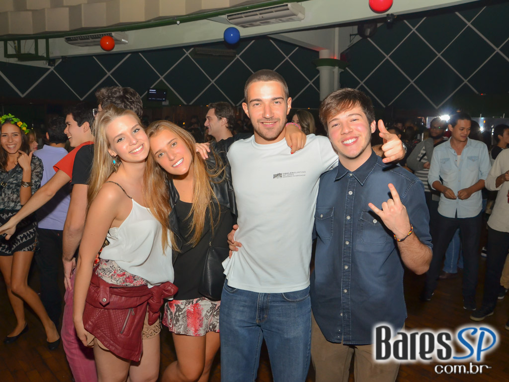 Cine Joia promoveu a festa Eu Vou Chamar o Síndico - Edição de aniversário 1 ano Cine Joia promoveu a festa Eu Vou Chamar o Síndico - Edição de aniversário 1 ano