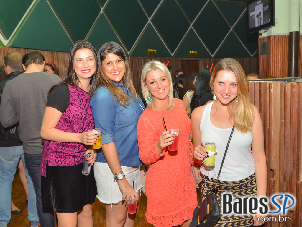 Cine Joia promoveu a festa Eu Vou Chamar o Síndico - Edição de aniversário 1 ano Cine Joia promoveu a festa Eu Vou Chamar o Síndico - Edição de aniversário 1 ano