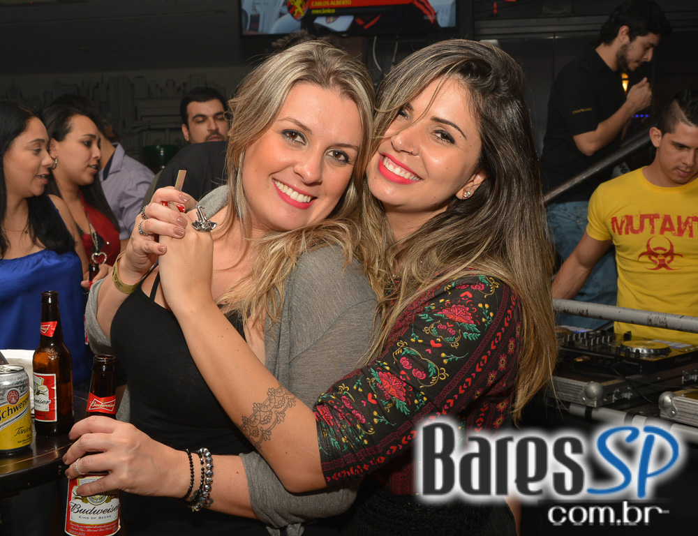 Bar Santa Julia recebeu show do Grupo Sambahits e convidados no sábado Bar Santa Julia recebeu show do Grupo Sambahits e convidados no sábado