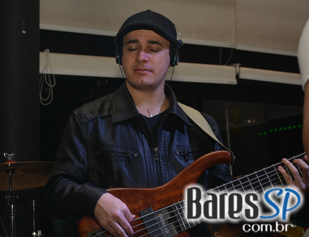 Bar Santa Julia recebeu show do Grupo Sambahits e convidados no sábado Bar Santa Julia recebeu show do Grupo Sambahits e convidados no sábado