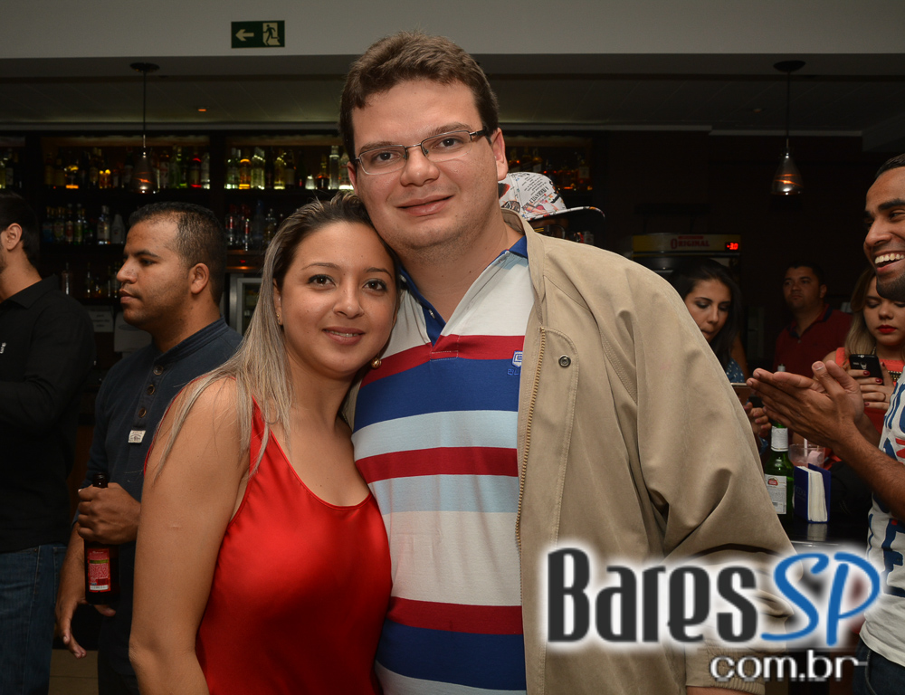 Bar Santa Julia recebeu show do Grupo Sambahits e convidados no sábado Bar Santa Julia recebeu show do Grupo Sambahits e convidados no sábado