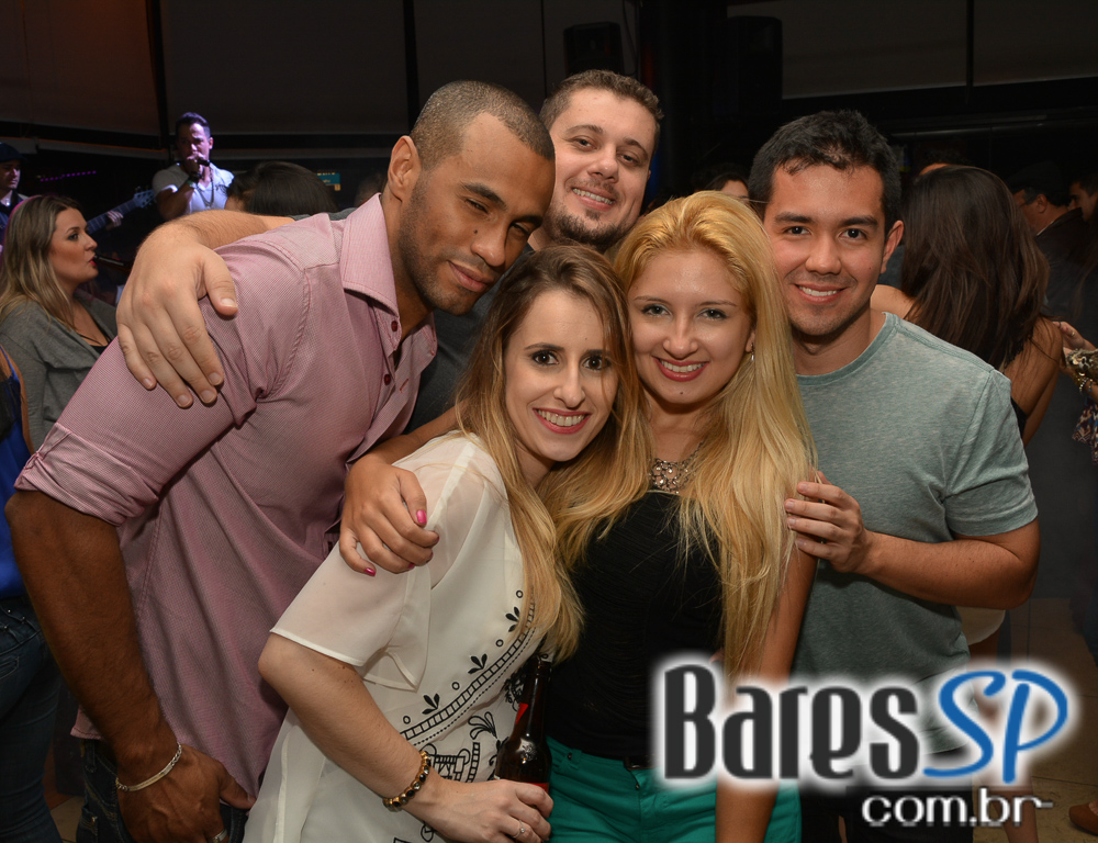 Bar Santa Julia recebeu show do Grupo Sambahits e convidados no sábado Bar Santa Julia recebeu show do Grupo Sambahits e convidados no sábado