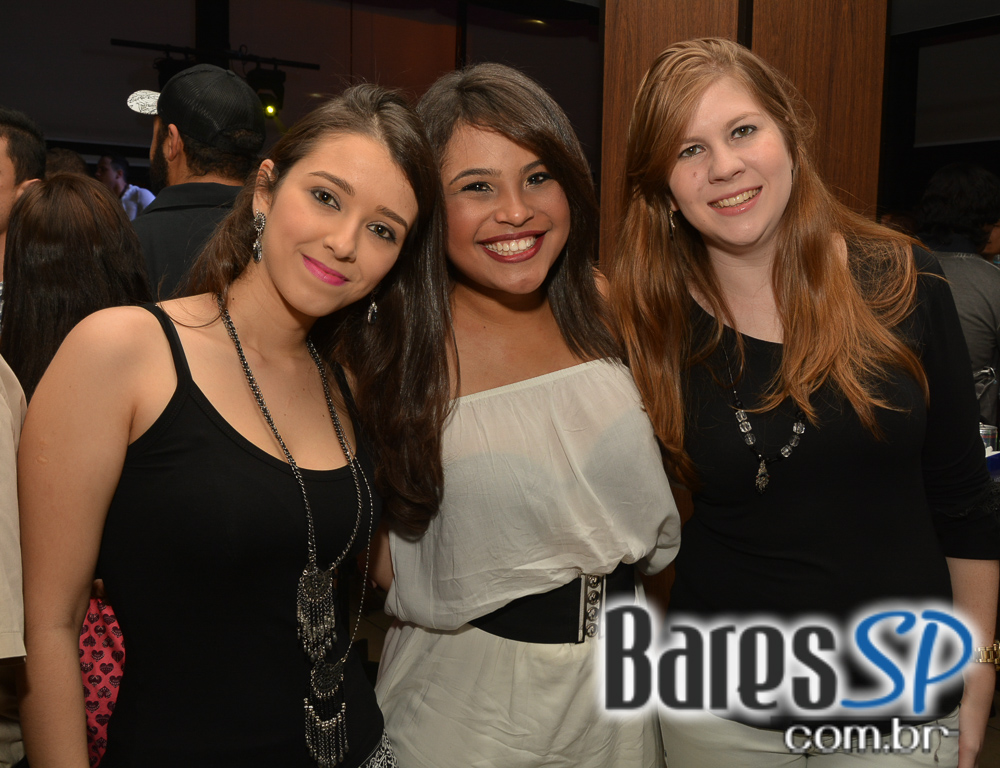 Bar Santa Julia recebeu show do Grupo Sambahits e convidados no sábado Bar Santa Julia recebeu show do Grupo Sambahits e convidados no sábado