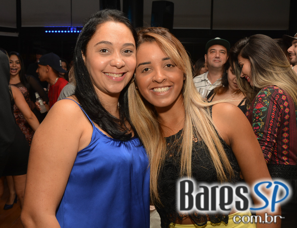 Bar Santa Julia recebeu show do Grupo Sambahits e convidados no sábado Bar Santa Julia recebeu show do Grupo Sambahits e convidados no sábado