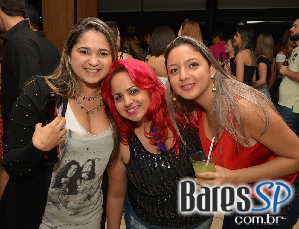 Bar Santa Julia recebeu show do Grupo Sambahits e convidados no sábado Bar Santa Julia recebeu show do Grupo Sambahits e convidados no sábado