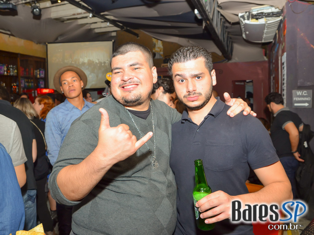 Ed Motta e Banda Serial Funkers agitaram a noite de sábado do Grazie a Dio! Ed Motta e Banda Serial Funkers agitaram a noite de sábado do Grazie a Dio!