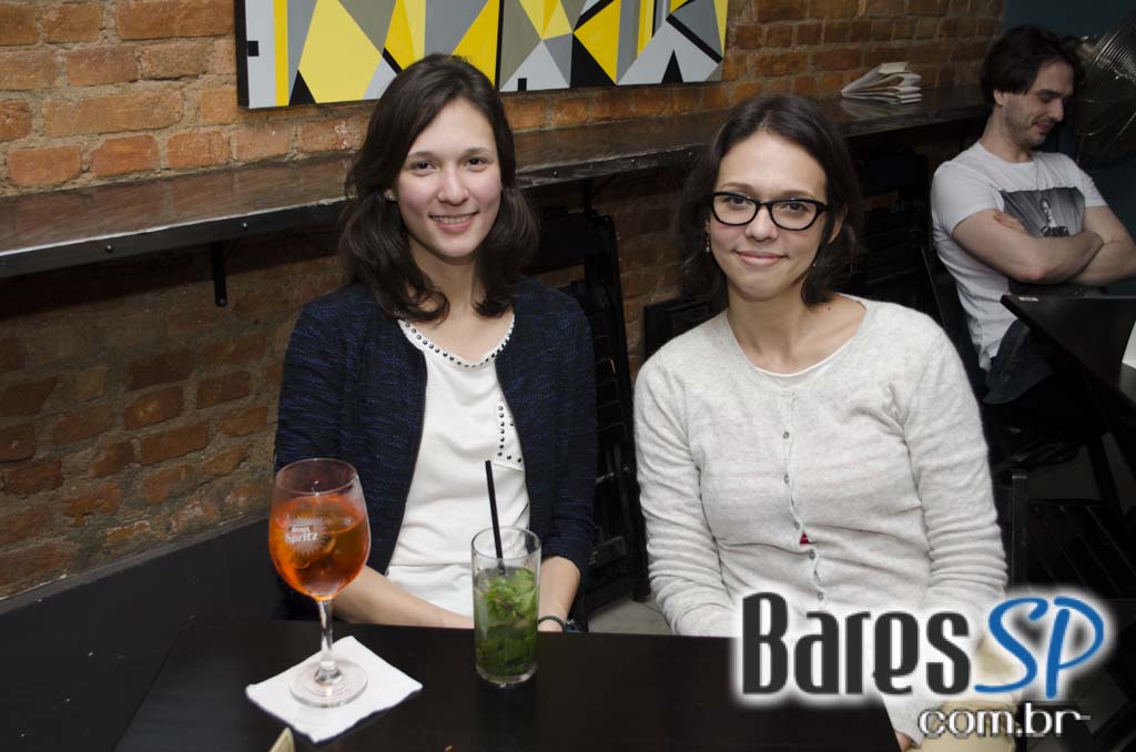 Razzmatazz apresentou Brit Explosion com Charly Coombes animou a noite Razzmatazz apresentou Brit Explosion com Charly Coombes animou a noite