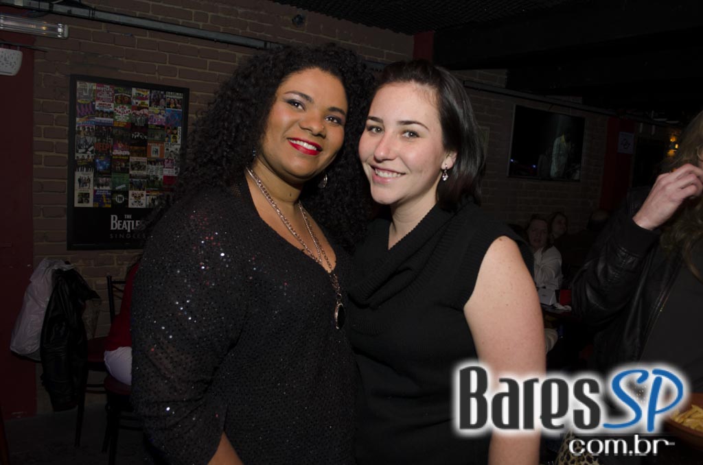 Banda Soul Fine animou a galera de sexta com muita música no B Music Bar Banda Soul Fine animou a galera de sexta com muita música no B Music Bar