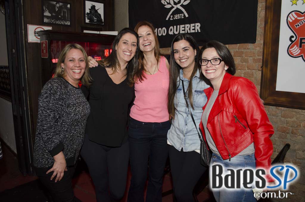 Quitandinha Bar recebeu apresentação do DJ Chubby Chub na quinta Quitandinha Bar recebeu apresentação do DJ Chubby Chub na quinta