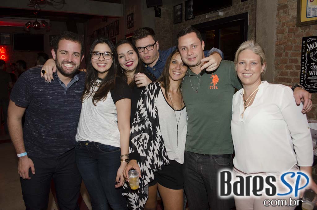 Quitandinha Bar recebeu apresentação do DJ Chubby Chub na quinta Quitandinha Bar recebeu apresentação do DJ Chubby Chub na quinta