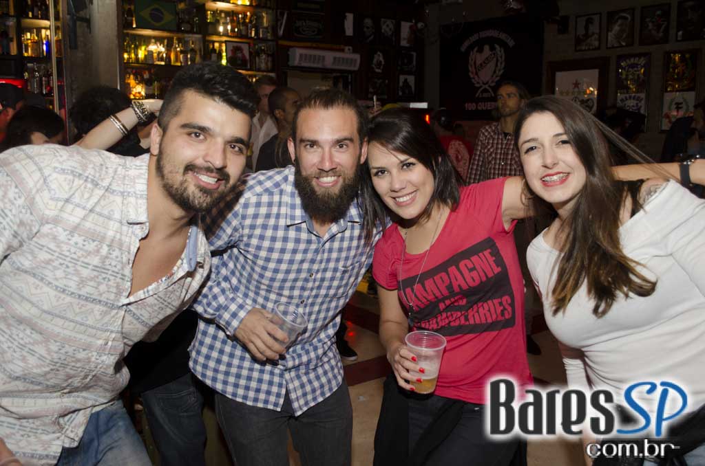 Quitandinha Bar recebeu apresentação do DJ Chubby Chub na quinta Quitandinha Bar recebeu apresentação do DJ Chubby Chub na quinta