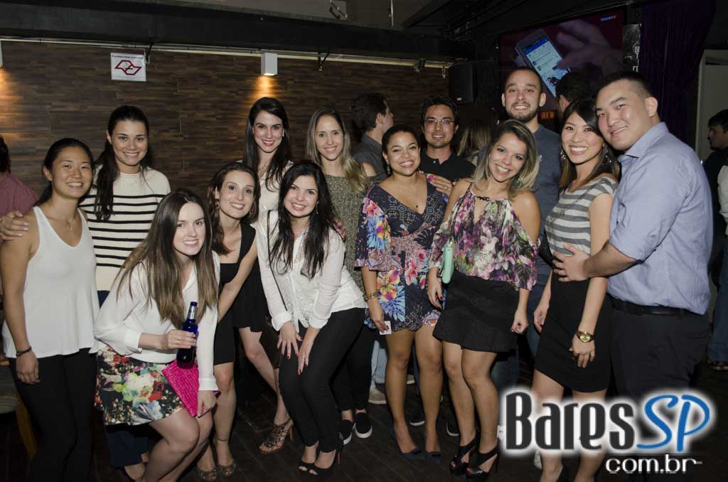 Grupo Melanina Carioca cantou seus sucessos no palco do Blá Bar Grupo Melanina Carioca cantou seus sucessos no palco do Blá Bar