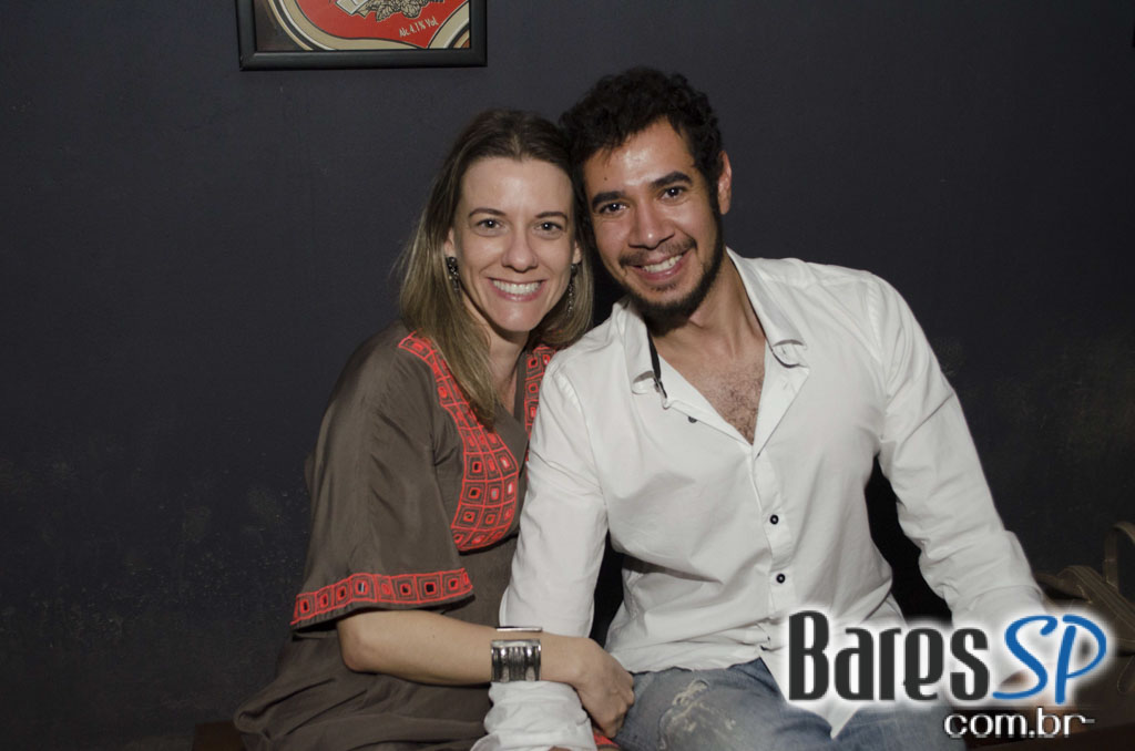 Razzmatazz Bar apresentou o evento Vedett Rock Night com muitas atrações Razzmatazz Bar apresentou o evento Vedett Rock Night com muitas atrações