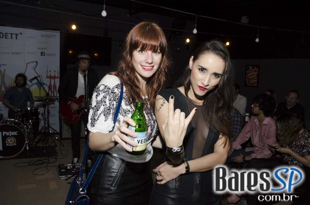 Razzmatazz Bar apresentou o evento Vedett Rock Night com muitas atrações Razzmatazz Bar apresentou o evento Vedett Rock Night com muitas atrações