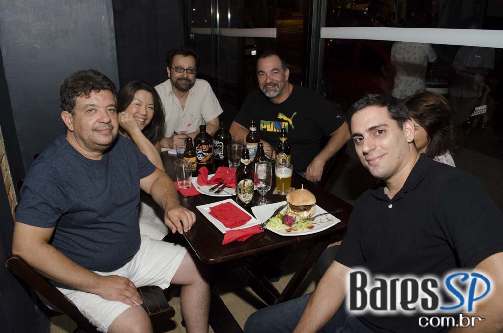 De Bruer ofereceu ampla carta de drinks e diversos petiscos na quinta De Bruer ofereceu ampla carta de drinks e diversos petiscos na quinta