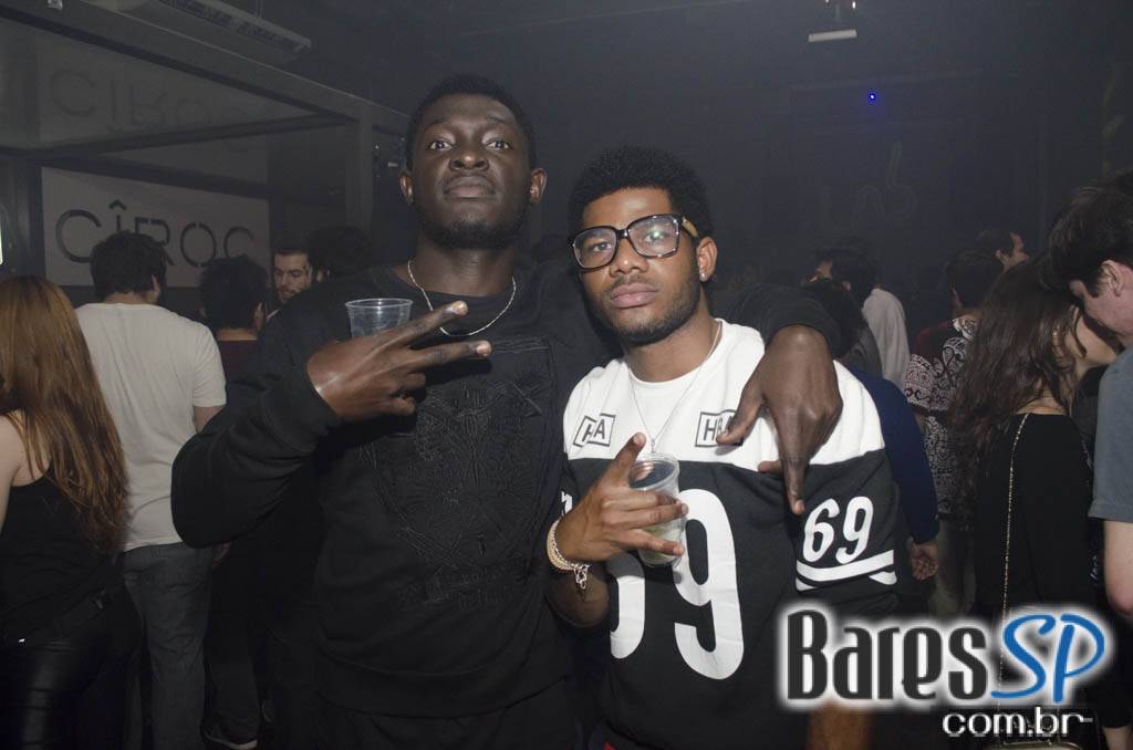 Lab Club apresentou Festa Disco Mix com muitas atrações animando sábado Lab Club apresentou Festa Disco Mix com muitas atrações animando sábado