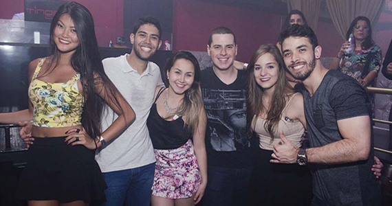 Tinder Club apresentou DJ Rogério Djêss que animou o setlist de sexta