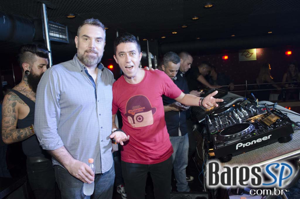 Balada Love Story comemorou 24 anos com Dupla Crossover e convidados Balada Love Story comemorou 24 anos com Dupla Crossover e convidados