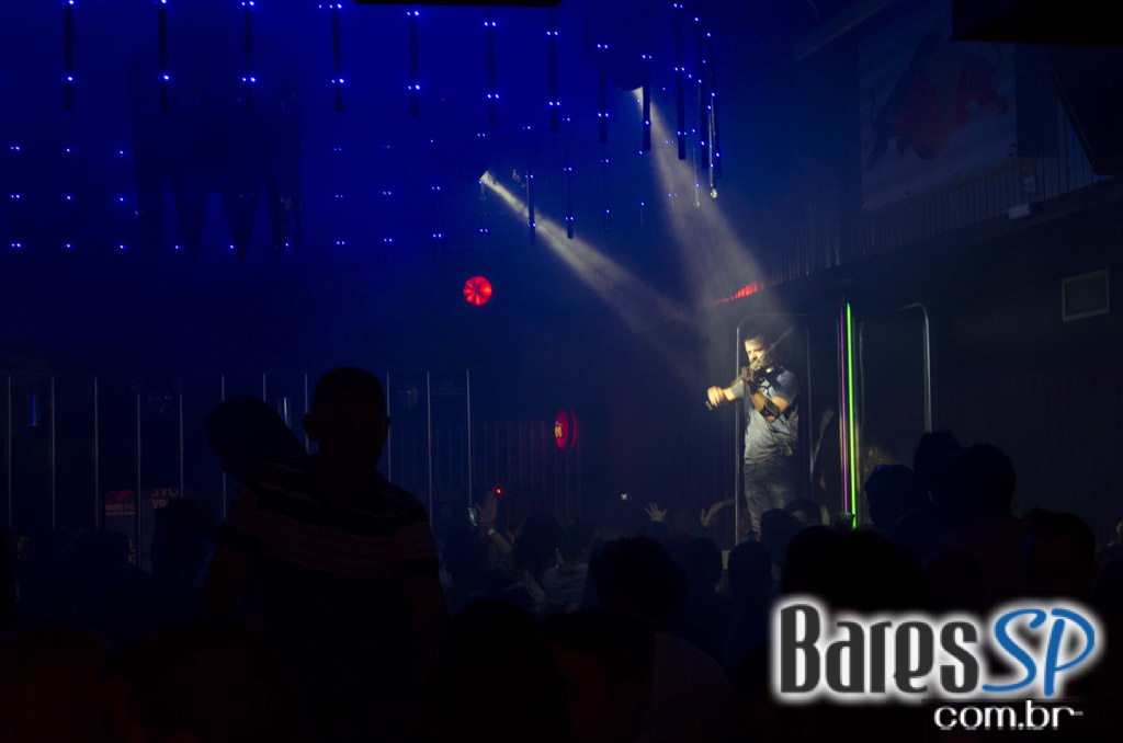 Balada Love Story comemorou 24 anos com Dupla Crossover e convidados Balada Love Story comemorou 24 anos com Dupla Crossover e convidados