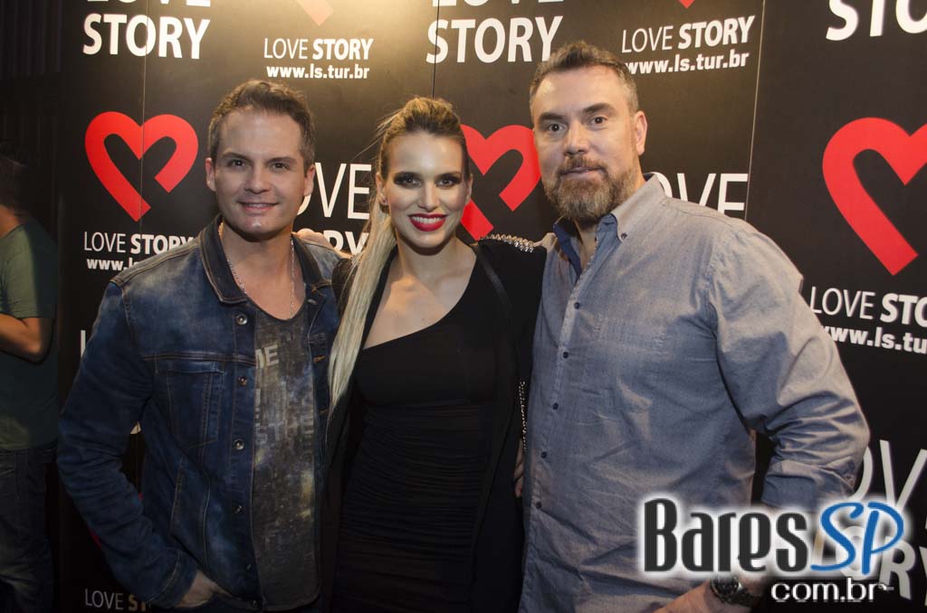 Balada Love Story comemorou 24 anos com Dupla Crossover e convidados Balada Love Story comemorou 24 anos com Dupla Crossover e convidados