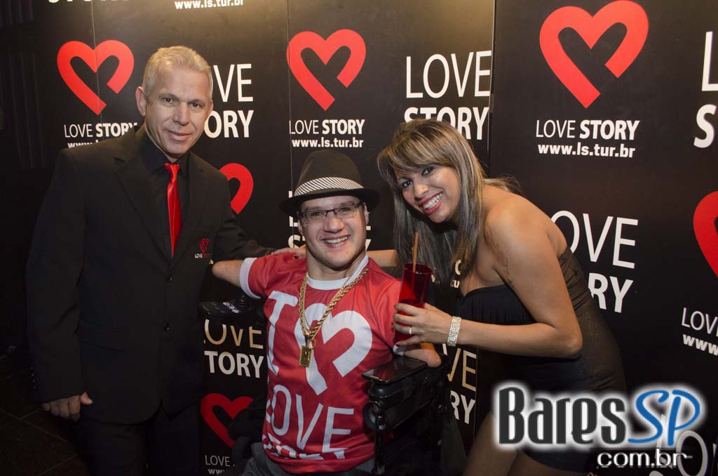 Balada Love Story comemorou 24 anos com Dupla Crossover e convidados Balada Love Story comemorou 24 anos com Dupla Crossover e convidados