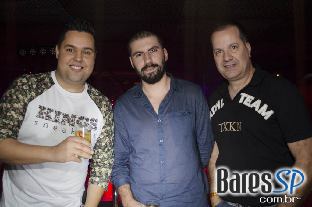 Balada Love Story comemorou 24 anos com Dupla Crossover e convidados Balada Love Story comemorou 24 anos com Dupla Crossover e convidados