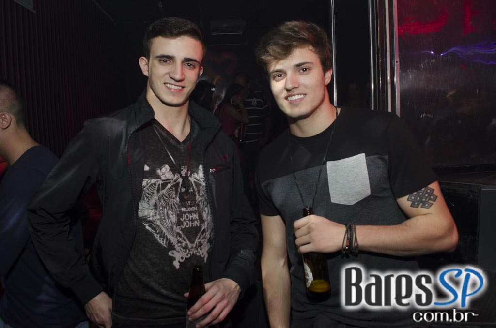 Balada Love Story comemorou 24 anos com Dupla Crossover e convidados Balada Love Story comemorou 24 anos com Dupla Crossover e convidados