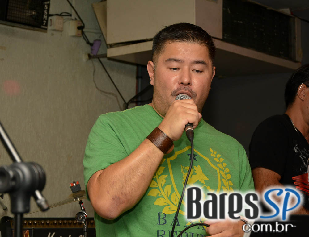 Banda Cegos, Surdos e Loucos comandaram o sábado com muito rock no Capital da Villa Banda Cegos, Surdos e Loucos comandaram o sábado com muito rock no Capital da Villa