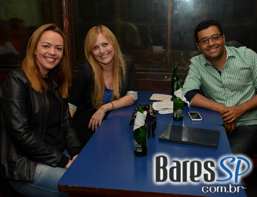 Banda Cegos, Surdos e Loucos comandaram o sábado com muito rock no Capital da Villa Banda Cegos, Surdos e Loucos comandaram o sábado com muito rock no Capital da Villa