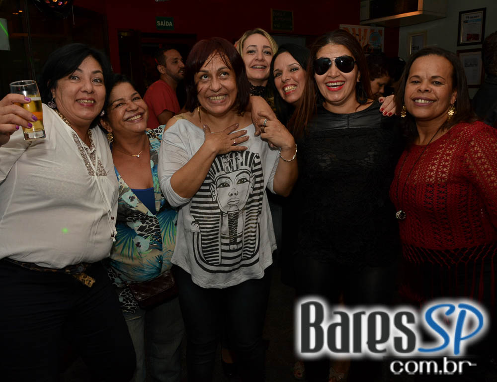 Banda Cegos, Surdos e Loucos comandaram o sábado com muito rock no Capital da Villa Banda Cegos, Surdos e Loucos comandaram o sábado com muito rock no Capital da Villa