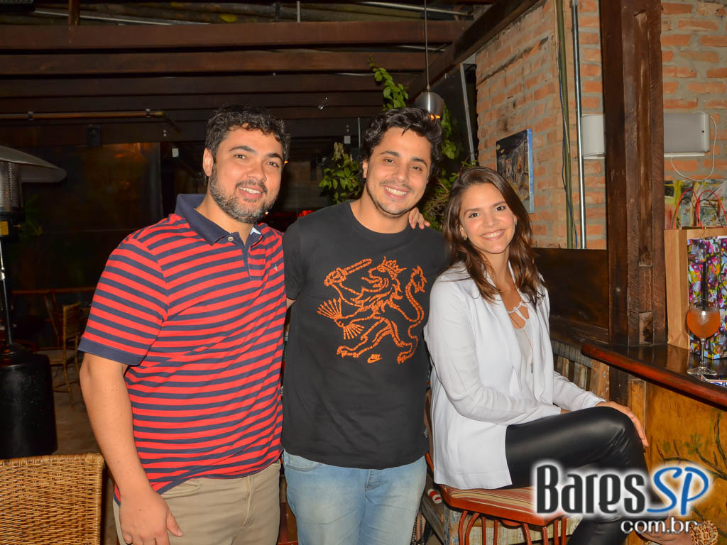 Bar Madeleine apresentou banda Coletivo Imaginário que tocou Miles Davis na quinta Bar Madeleine apresentou banda Coletivo Imaginário que tocou Miles Davis na quinta