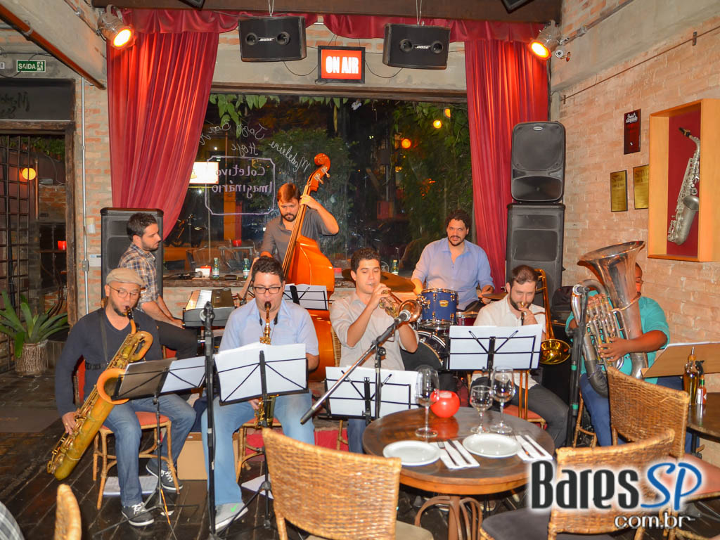 Bar Madeleine apresentou banda Coletivo Imaginário que tocou Miles Davis na quinta Bar Madeleine apresentou banda Coletivo Imaginário que tocou Miles Davis na quinta