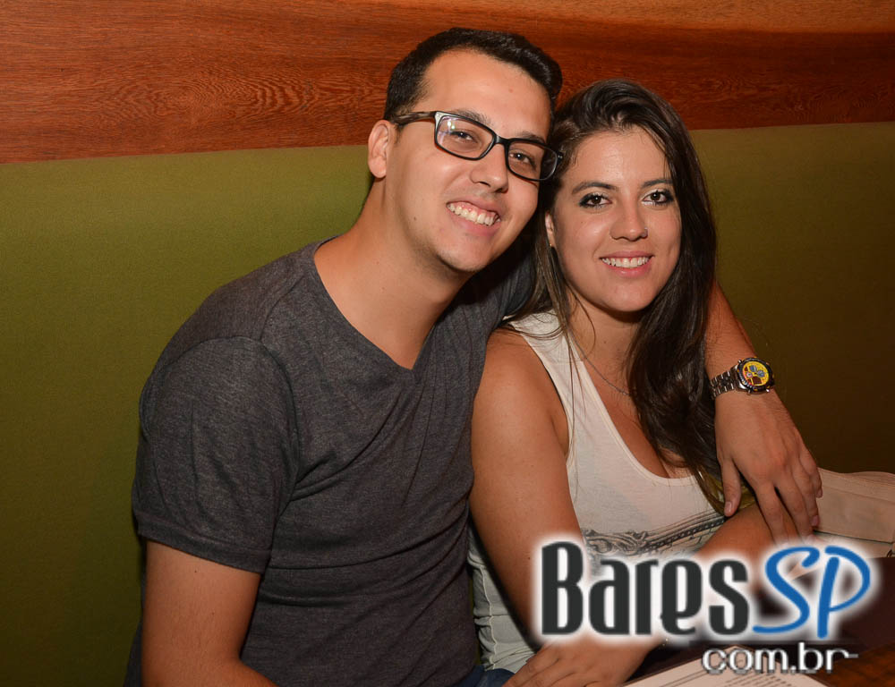 Lançamento do CD da cantora Luana Camarah, ex-The Voice no Ozzy Stage Bar Lançamento do CD da cantora Luana Camarah, ex-The Voice no Ozzy Stage Bar