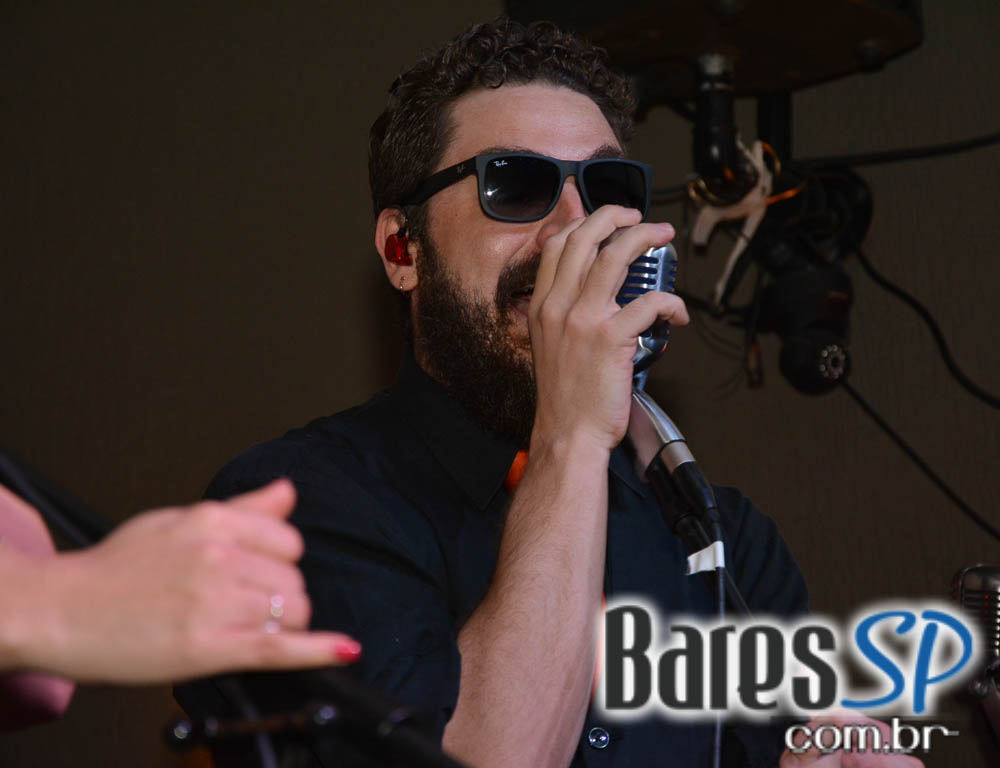 The Orleans recebeu Banda Ambervision que tocou seus sucessos na sexta The Orleans recebeu Banda Ambervision que tocou seus sucessos na sexta