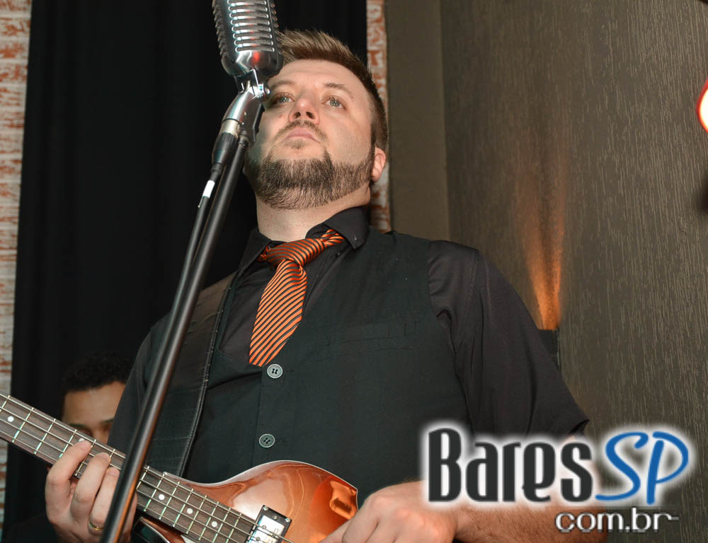 The Orleans recebeu Banda Ambervision que tocou seus sucessos na sexta The Orleans recebeu Banda Ambervision que tocou seus sucessos na sexta