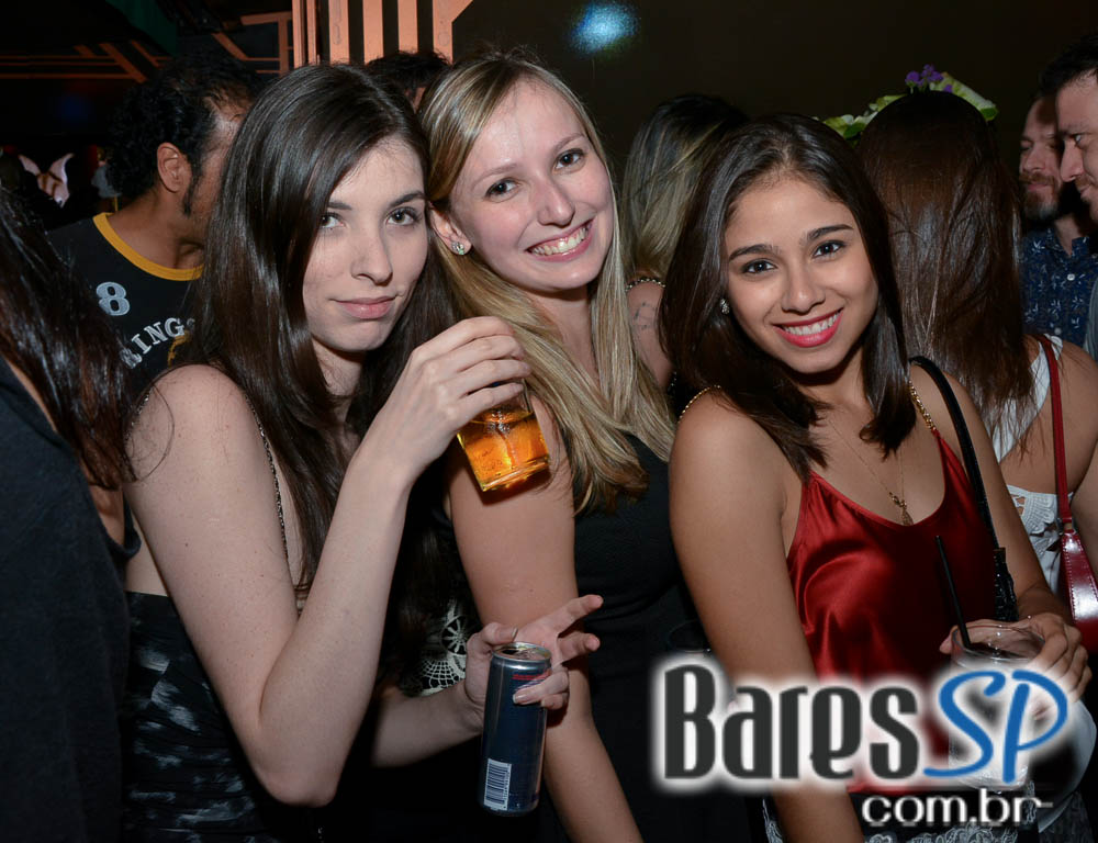 Casa 92 apresentou Dj André Ceciliato e convidados que animaram a sexta Casa 92 apresentou Dj André Ceciliato e convidados que animaram a sexta