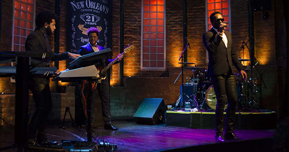 Bourbon Street apresentou repertório eclético do grupo Serial Funkers