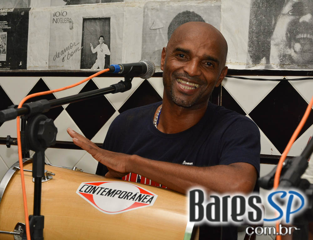 Boteco Boemios recebeu o show do Grupo Na Palma da Mão na sexta Boteco Boemios recebeu o show do Grupo Na Palma da Mão na sexta