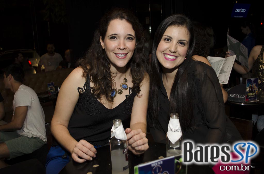 Dezoito Bar & Movement promoveu a Festa Glam com música ao vivo de Felipe Cambero Dezoito Bar & Movement promoveu a Festa Glam com música ao vivo de Felipe Cambero