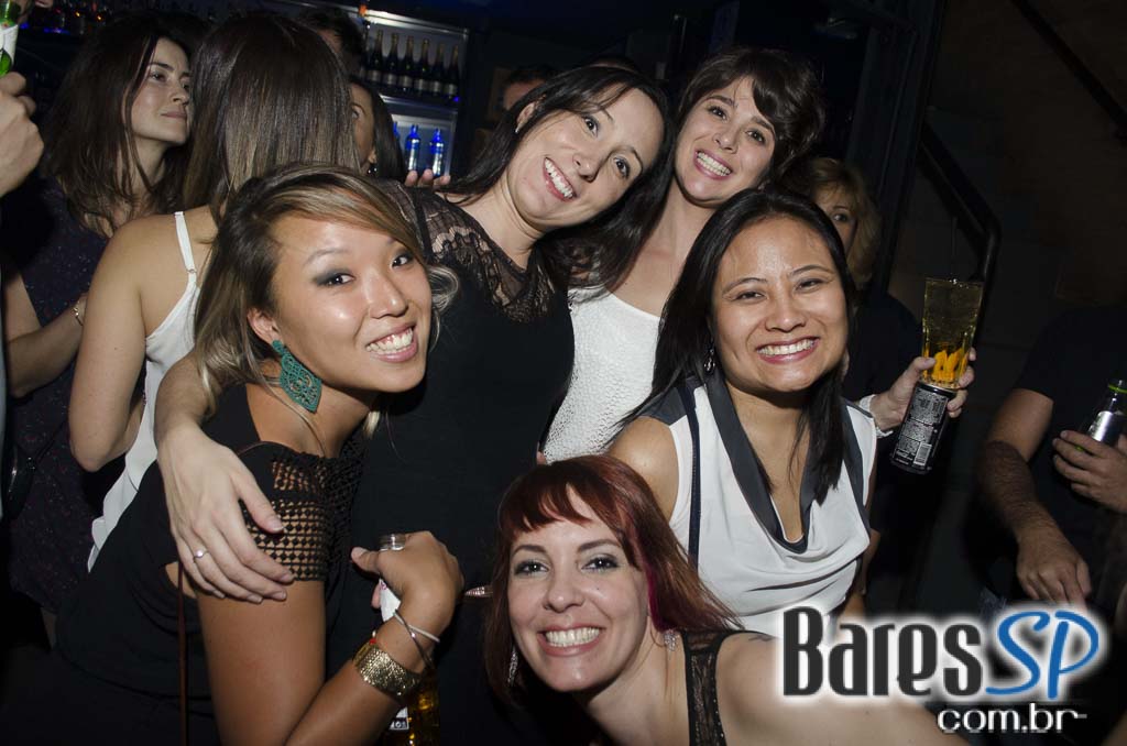 Saturday Night Rocks apresentou a Banda Piper no palco da She Rocks Saturday Night Rocks apresentou a Banda Piper no palco da She Rocks